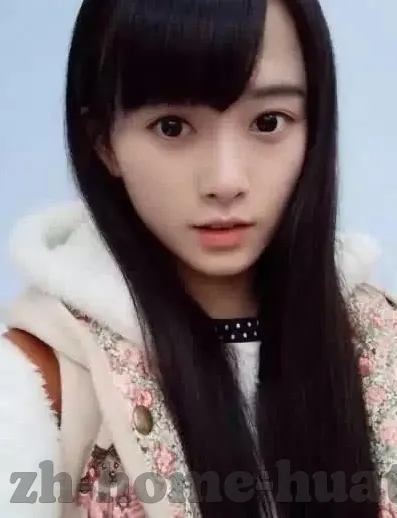 炸金花顺子和金花哪个大-炸金花中的顺子与金花，牌型比较与策略分析